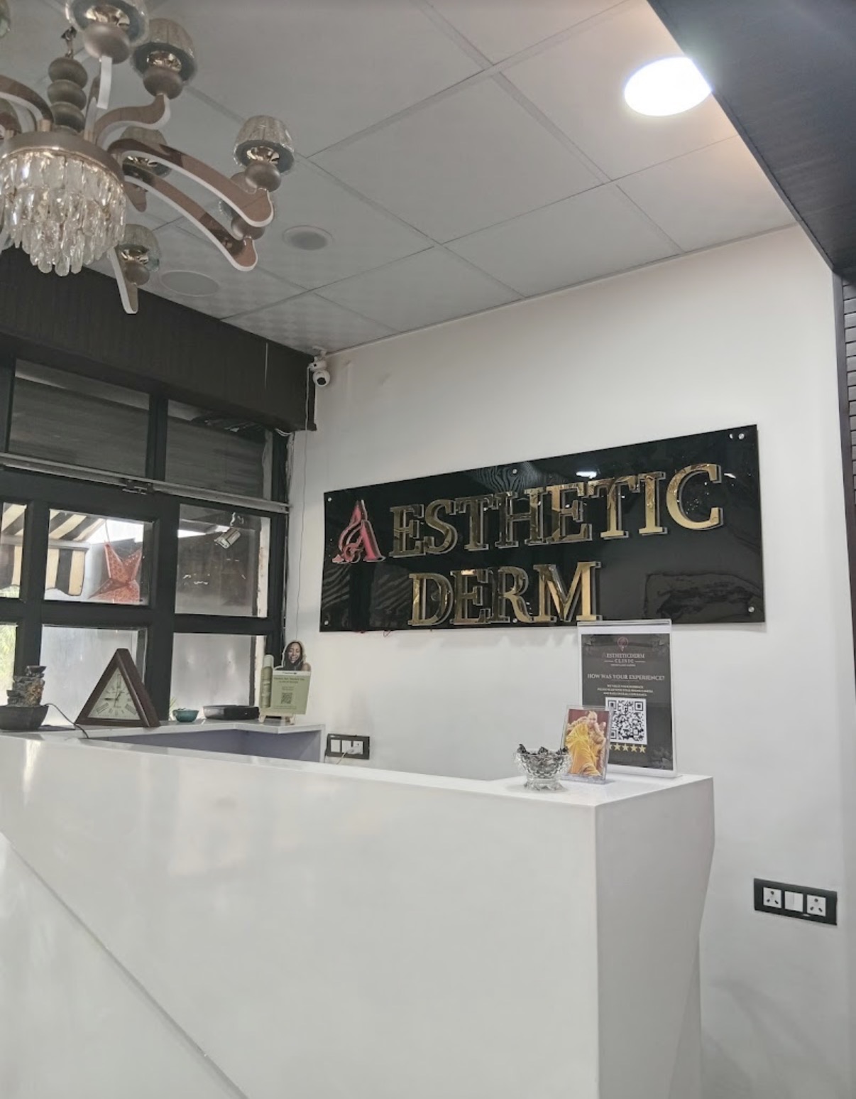 Aesthetic Derm Clinic reception in Delhi